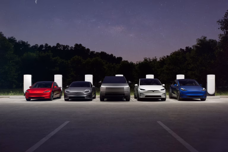 ? Tesla en 2025: Innovación sobre ruedas